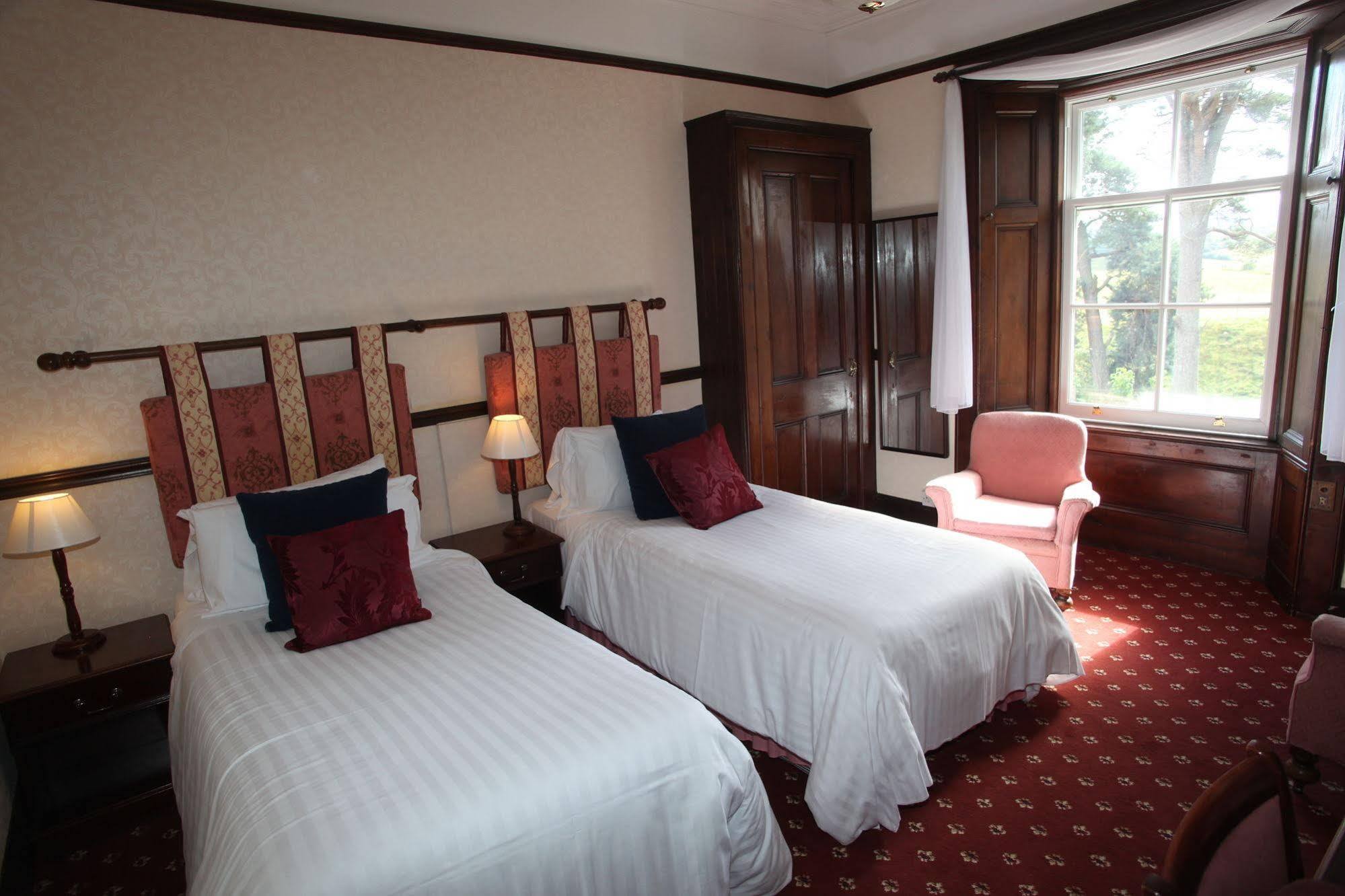 Columba House Hotel Kingussie Ngoại thất bức ảnh